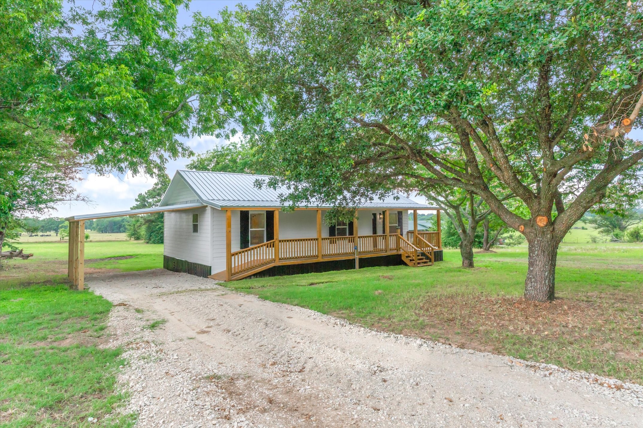 821 Vz County Road 1118 Grand Saline TX 75140