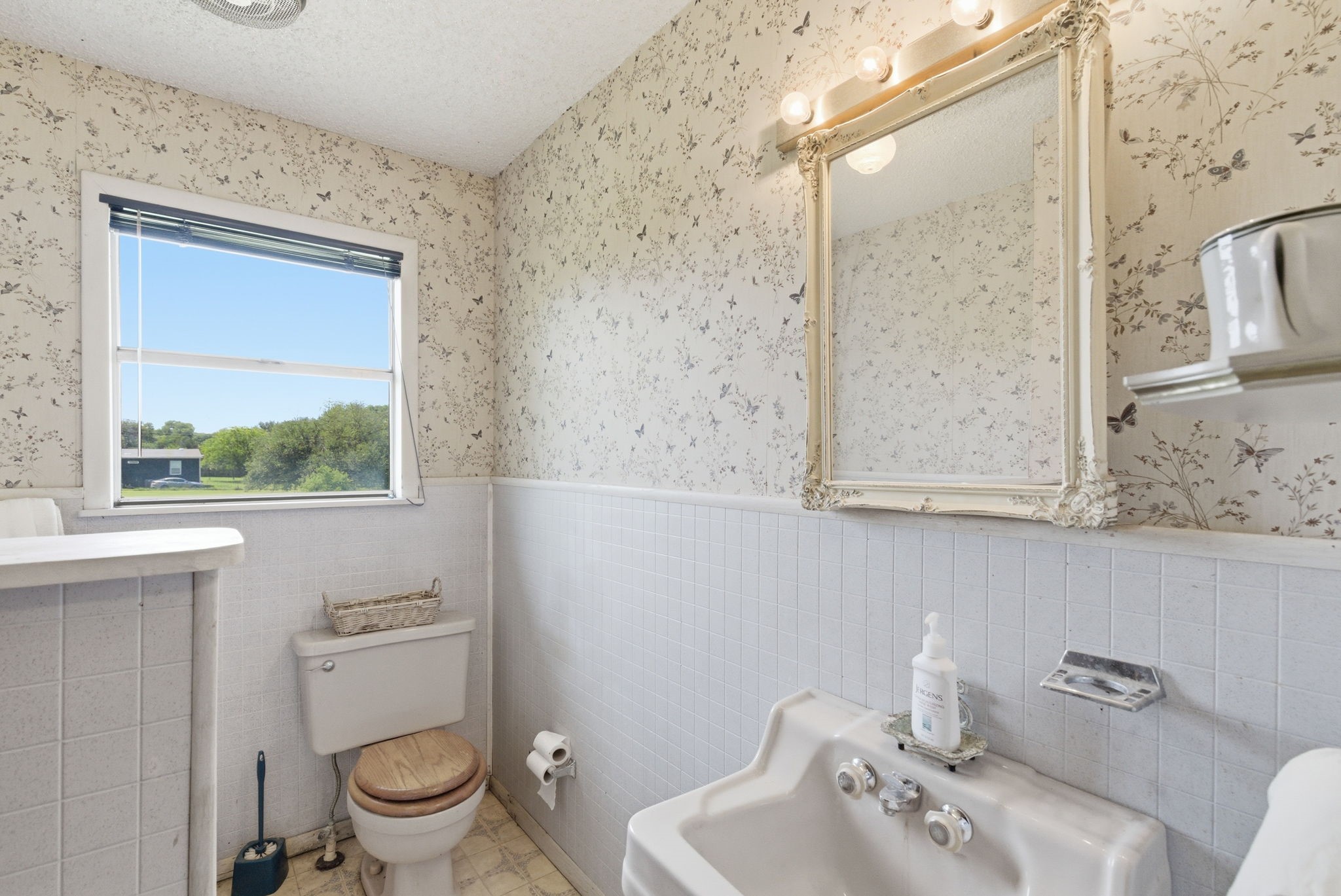 7485 Portwood Road Azle TX 76020