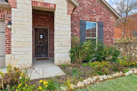 7337 Howling Coyote Lane Fort Worth TX 76131