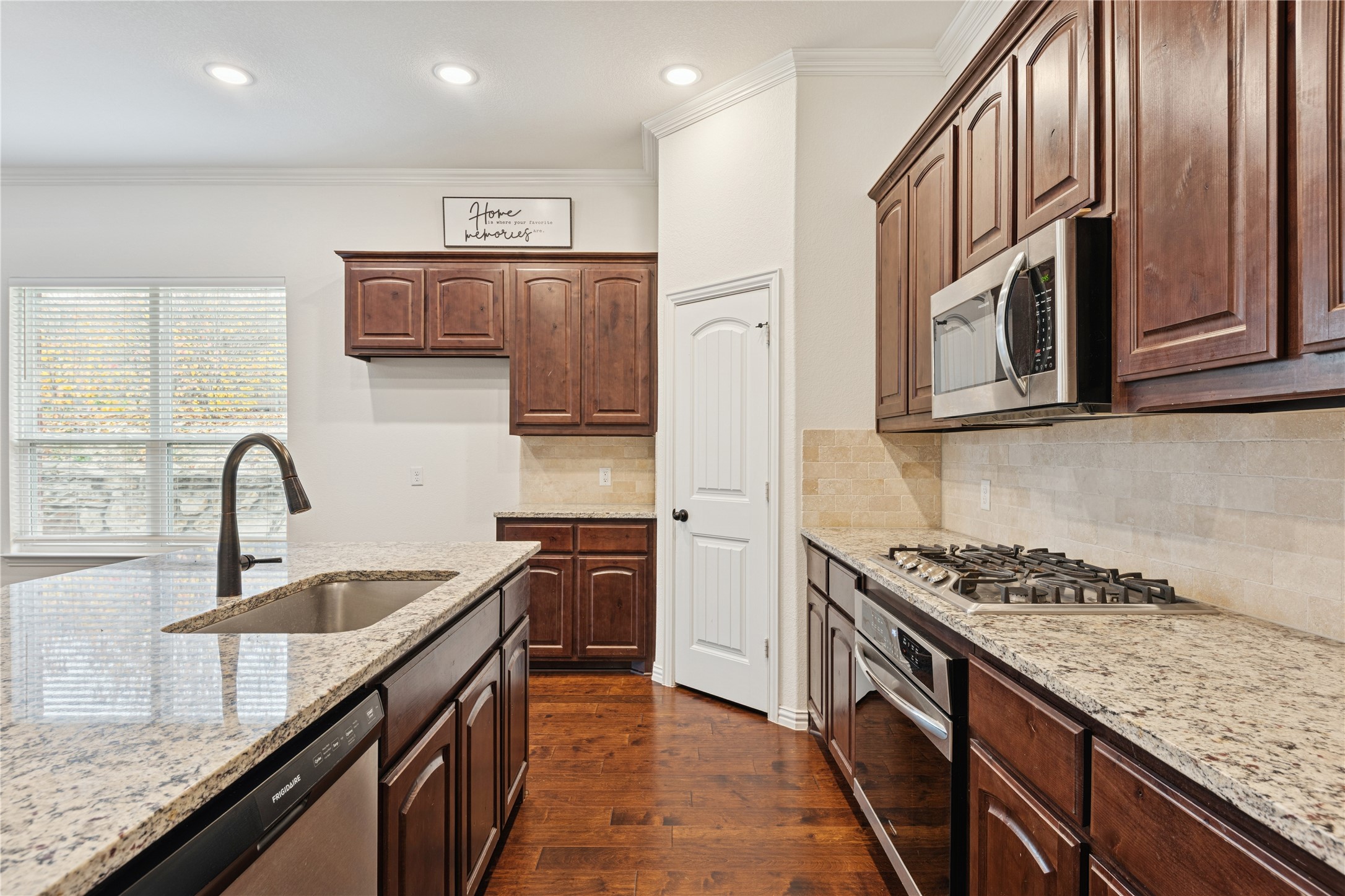 7337 Howling Coyote Lane Fort Worth TX 76131