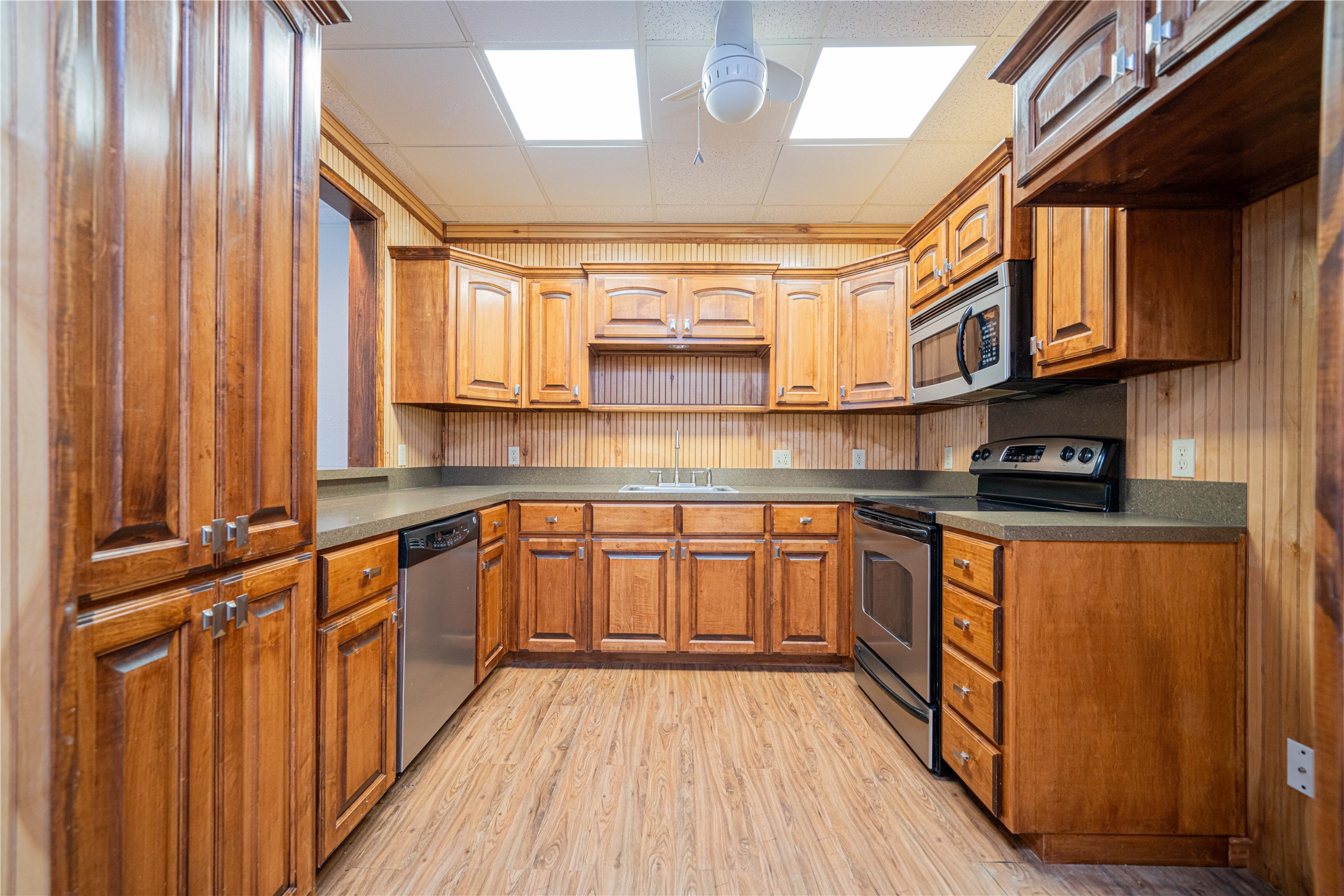 169 Private Road 8519 Van TX 75790
