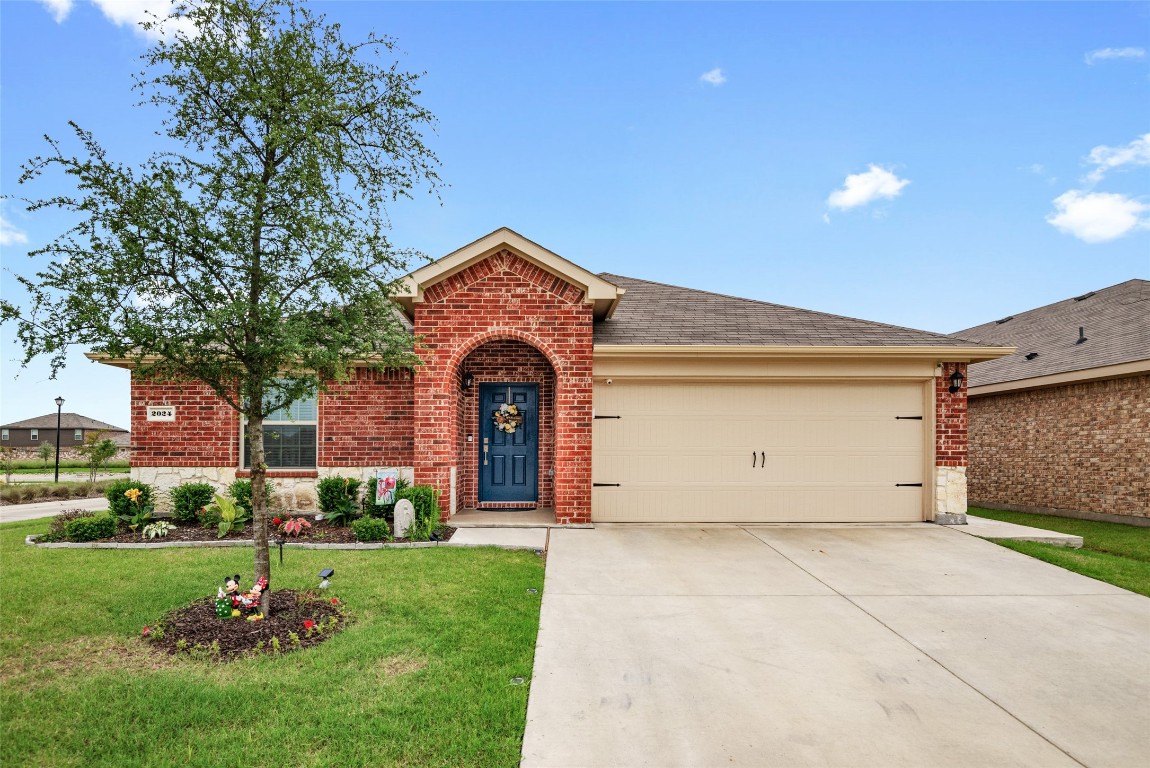 2024 Brisbon Street Fate TX 75189