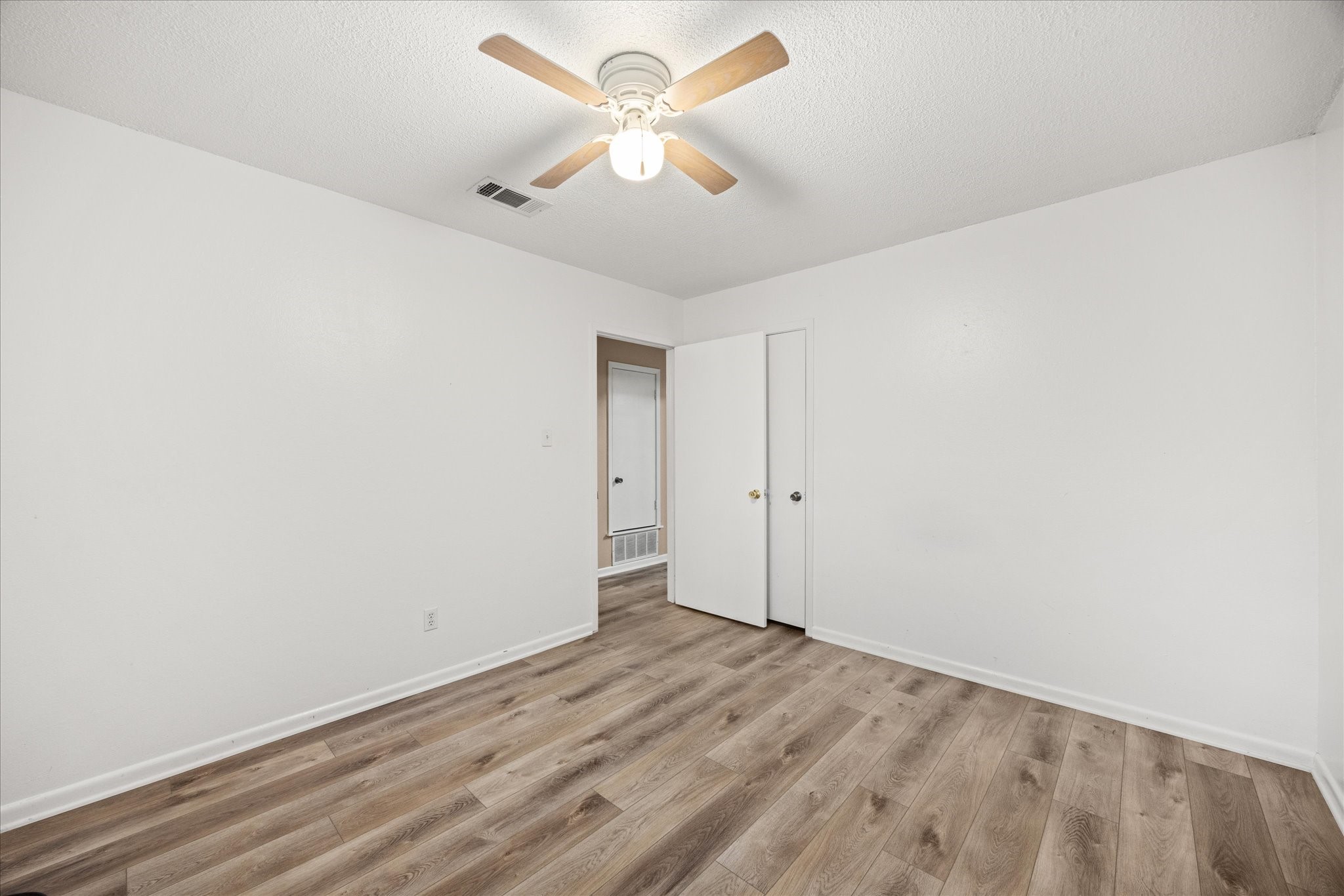 514 N Avenue W Clifton TX 76634