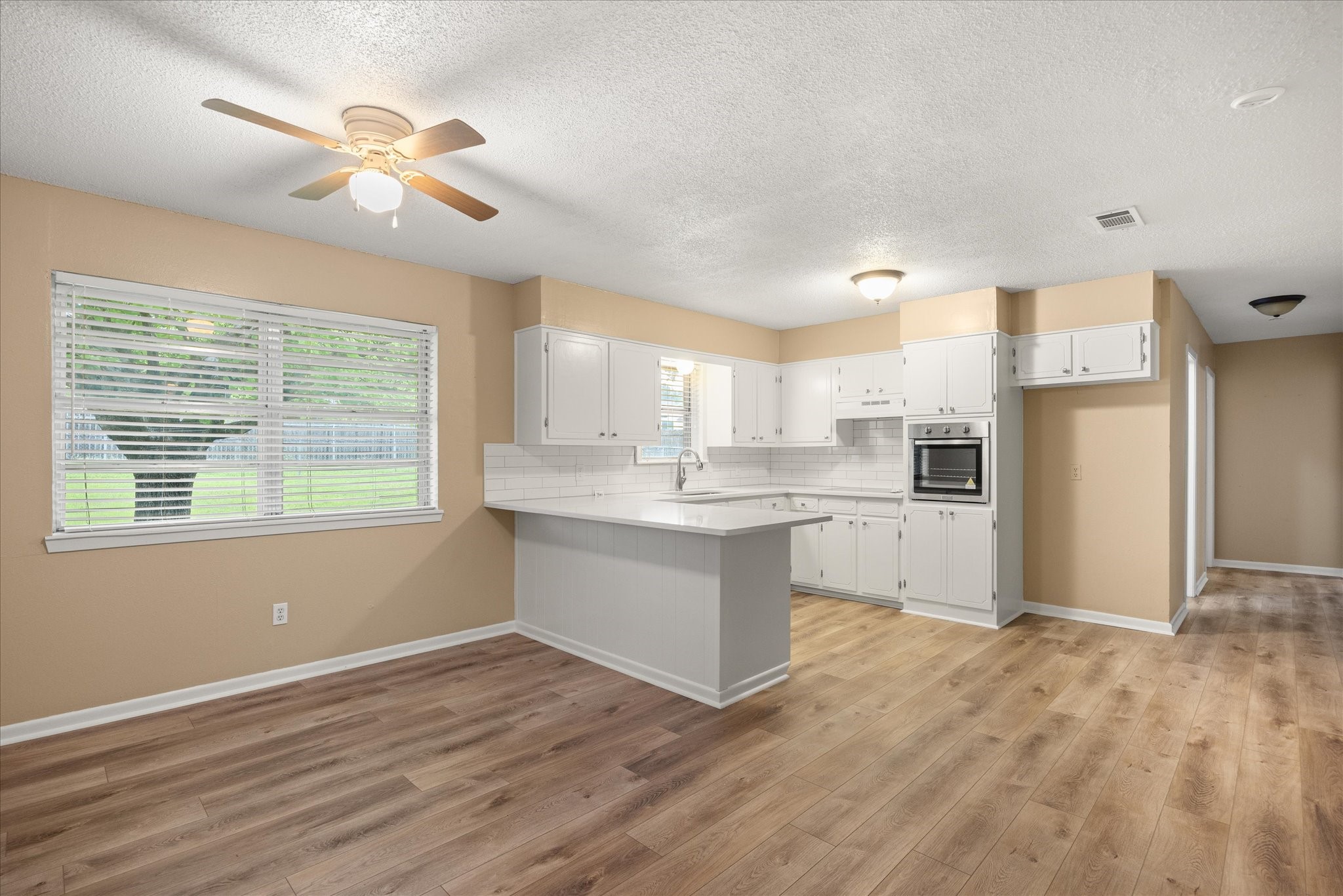 514 N Avenue W Clifton TX 76634