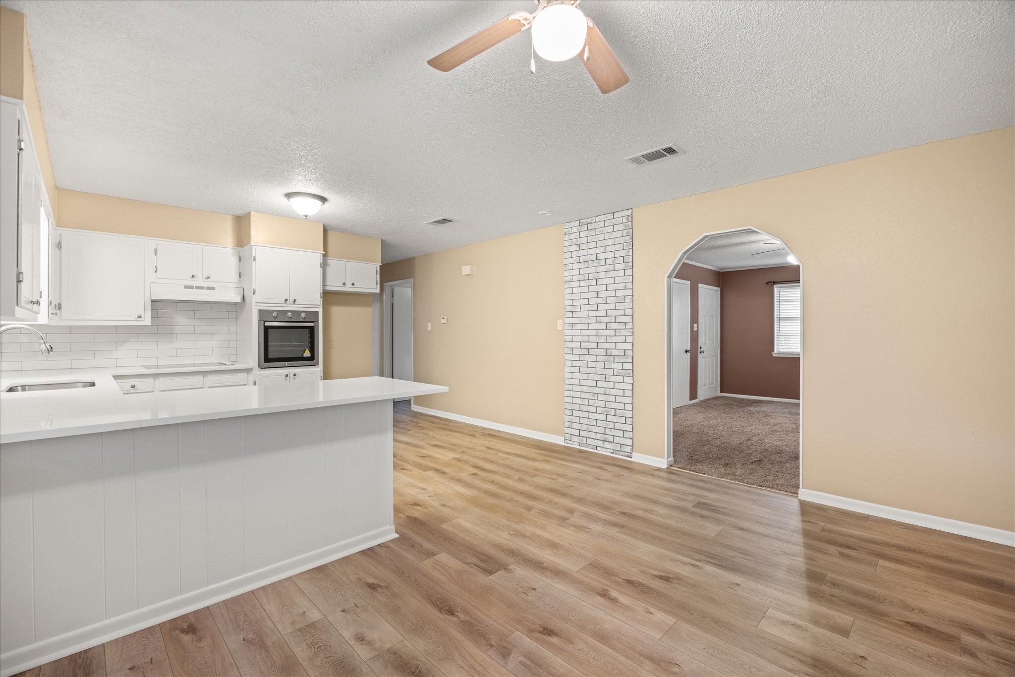 514 N Avenue W Clifton TX 76634
