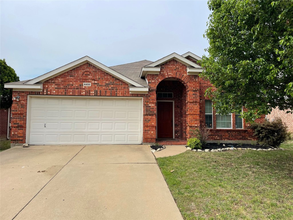 4456 Fountain Ridge Drive Fort Worth TX 76123