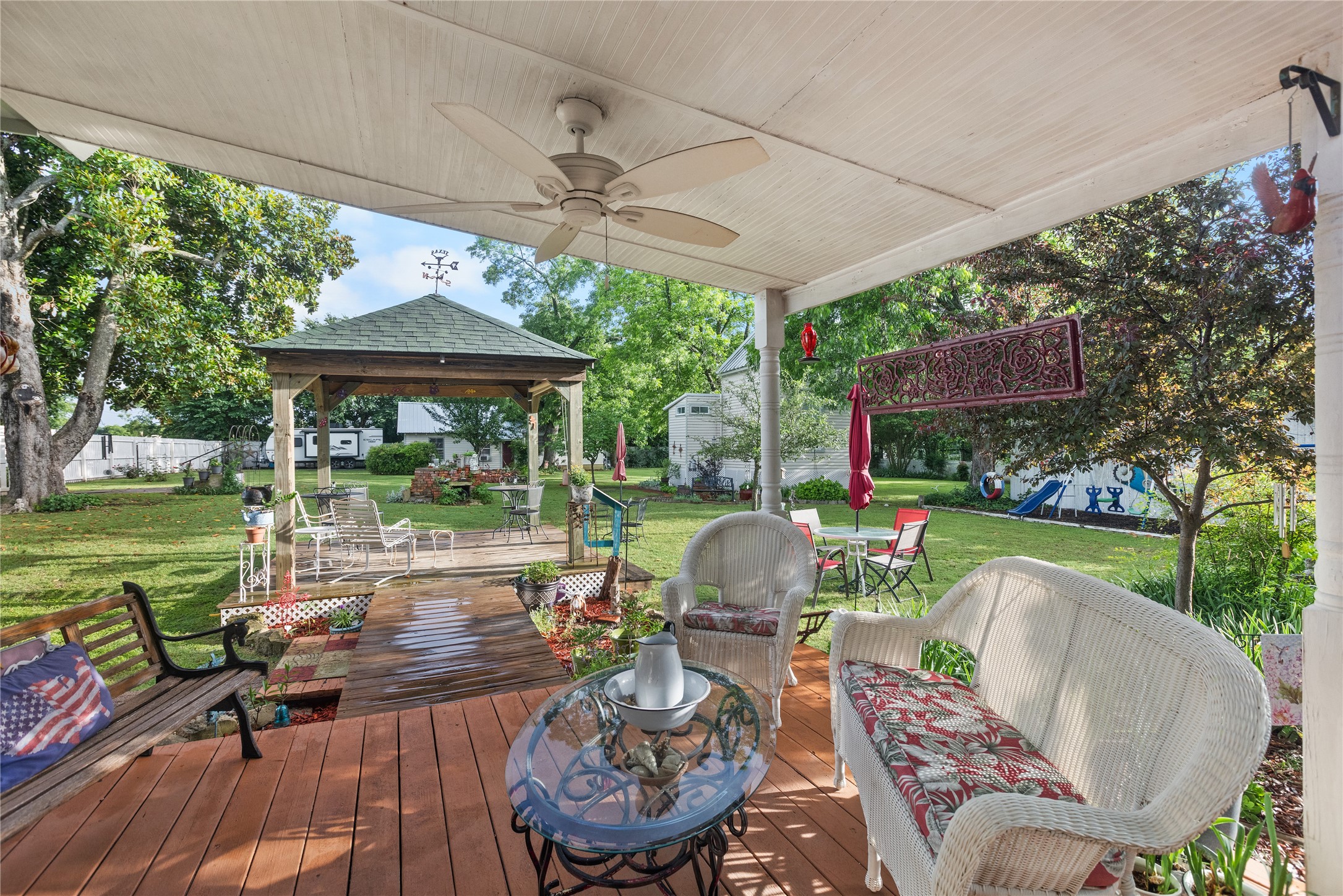 303 W Market Street Honey Grove TX 75446