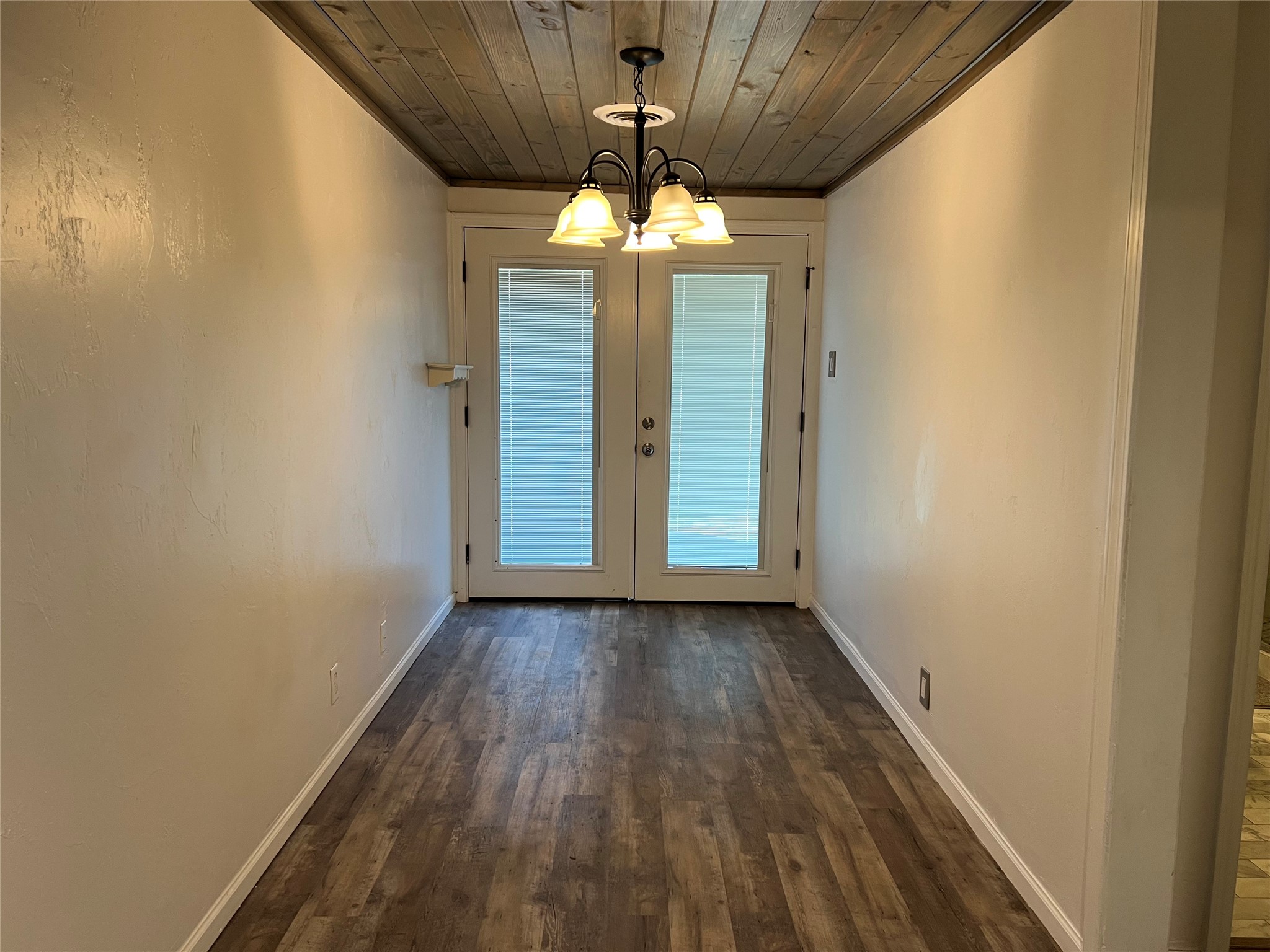 533 E Sears Street Denison TX 75021