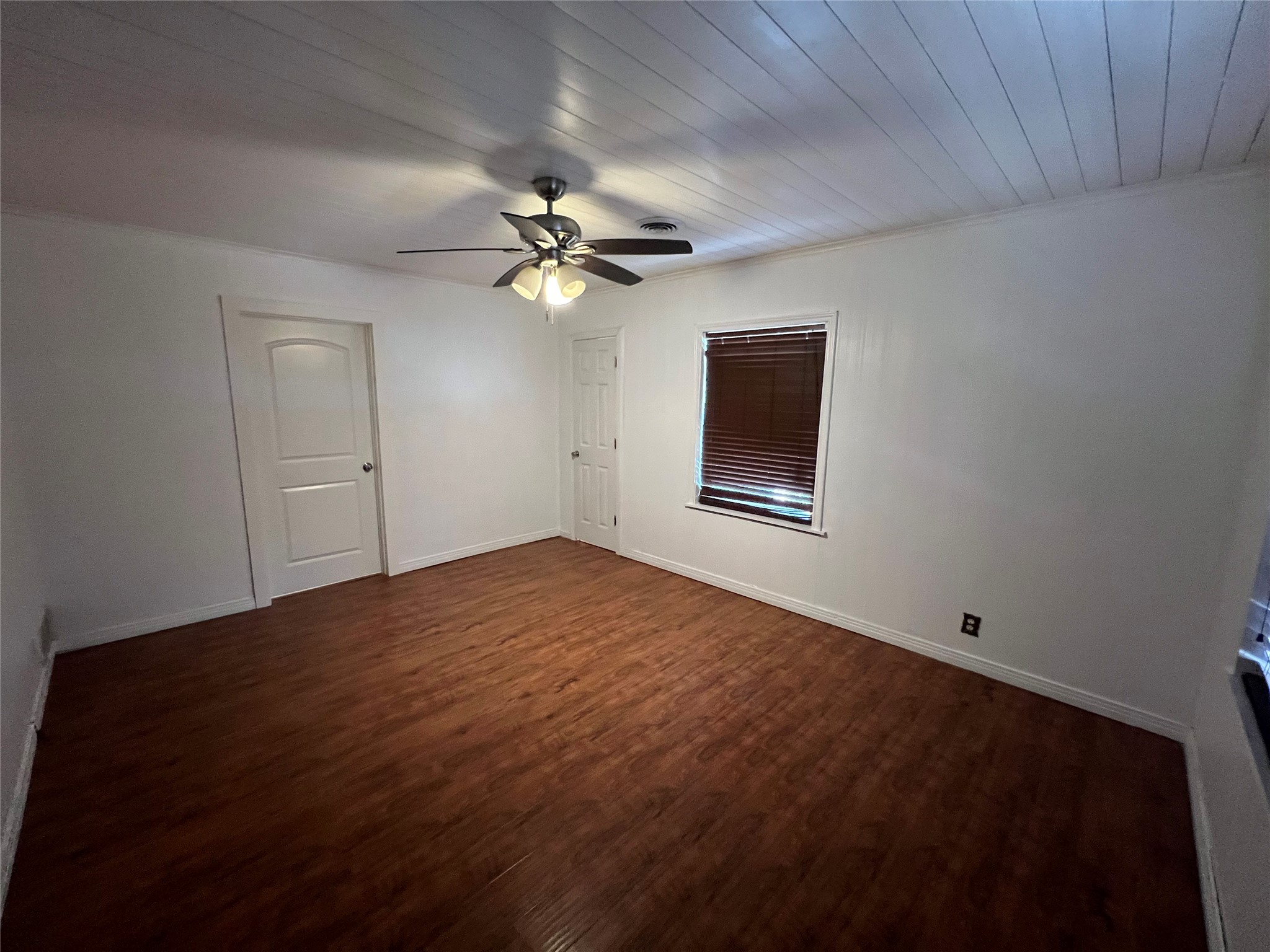 533 E Sears Street Denison TX 75021