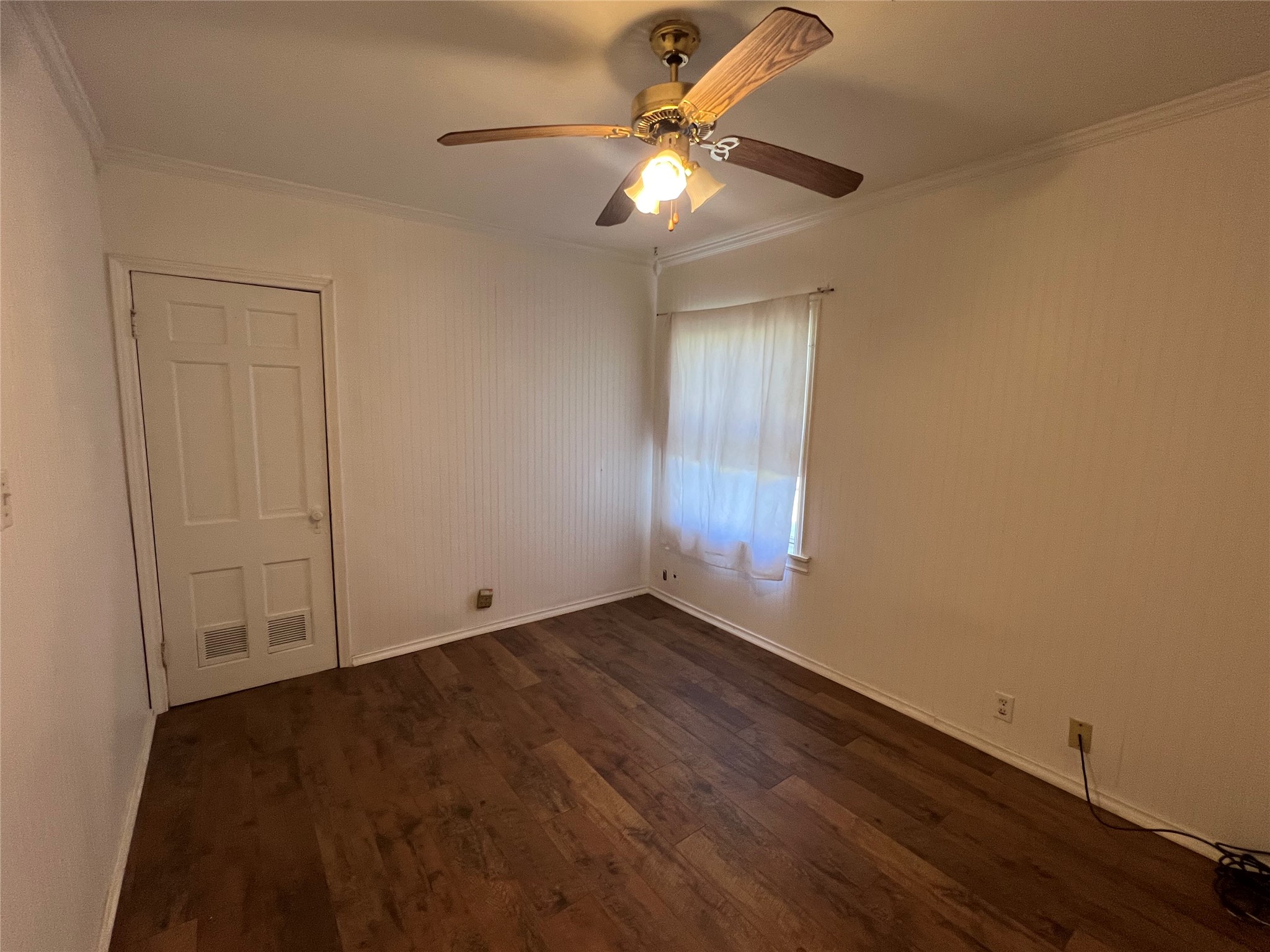 533 E Sears Street Denison TX 75021