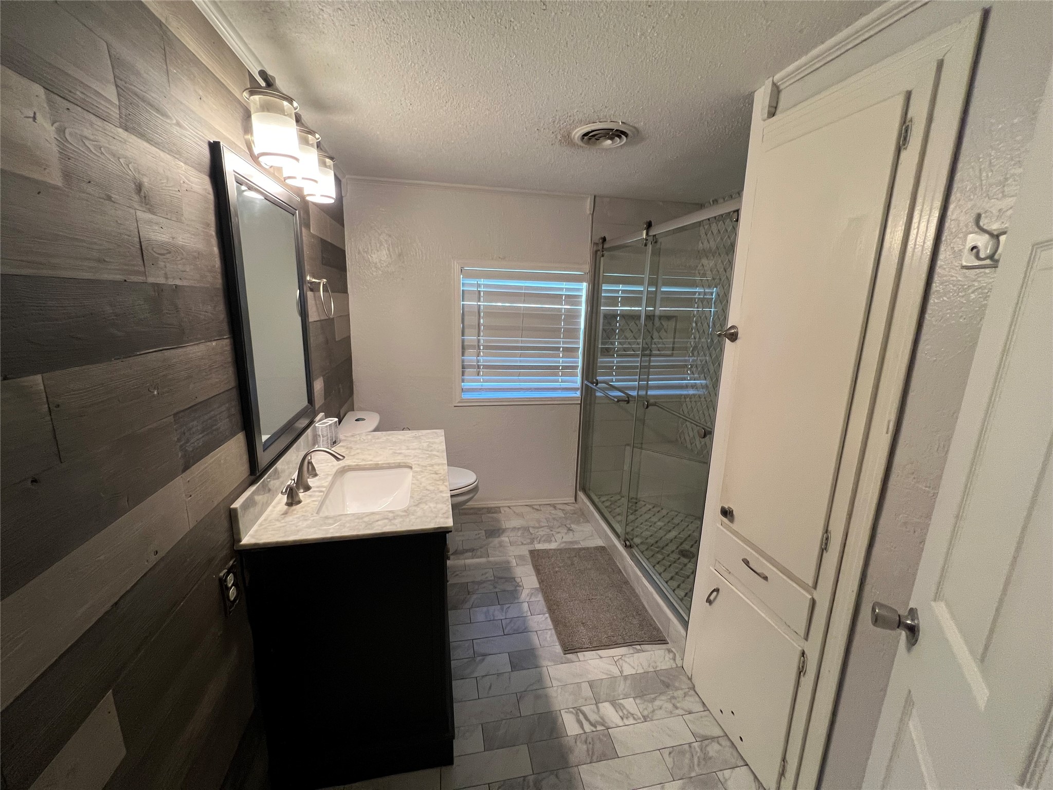 533 E Sears Street Denison TX 75021
