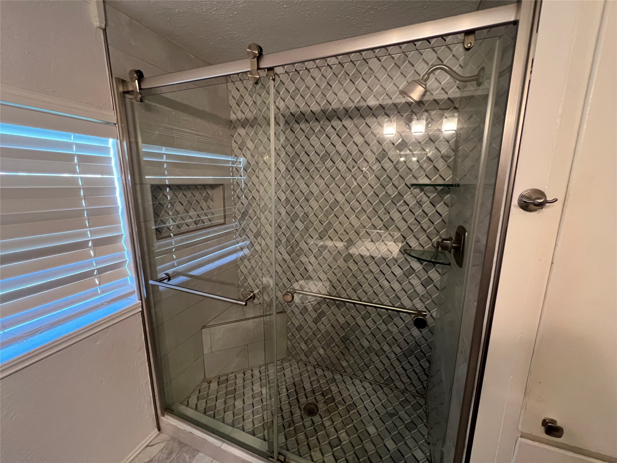 533 E Sears Street Denison TX 75021