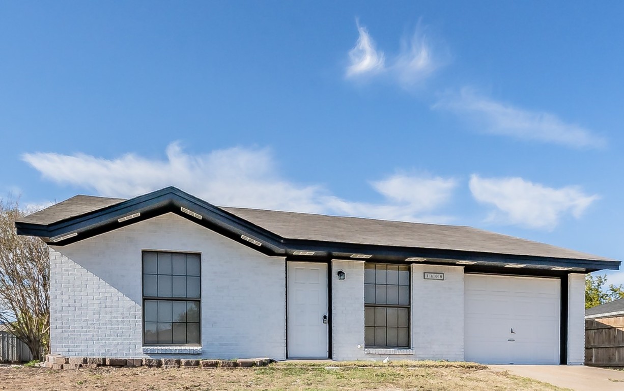 1408 W Torrey Street Granbury TX 76048