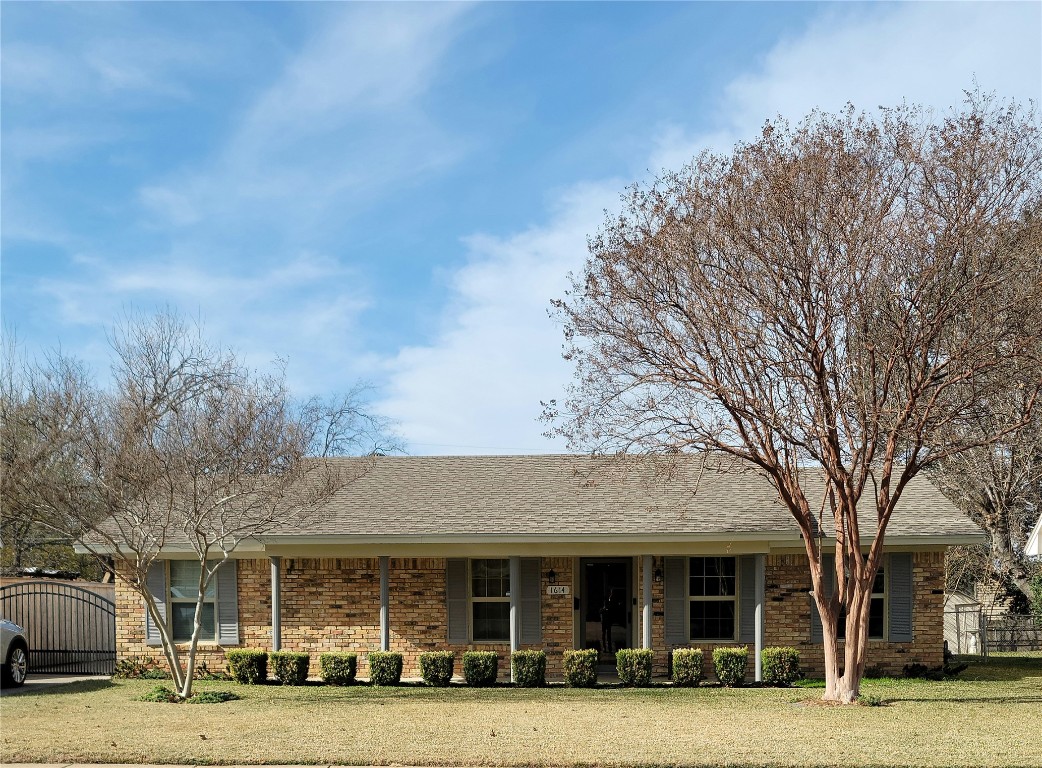 1614 Clifton Court Grand Prairie TX 75051