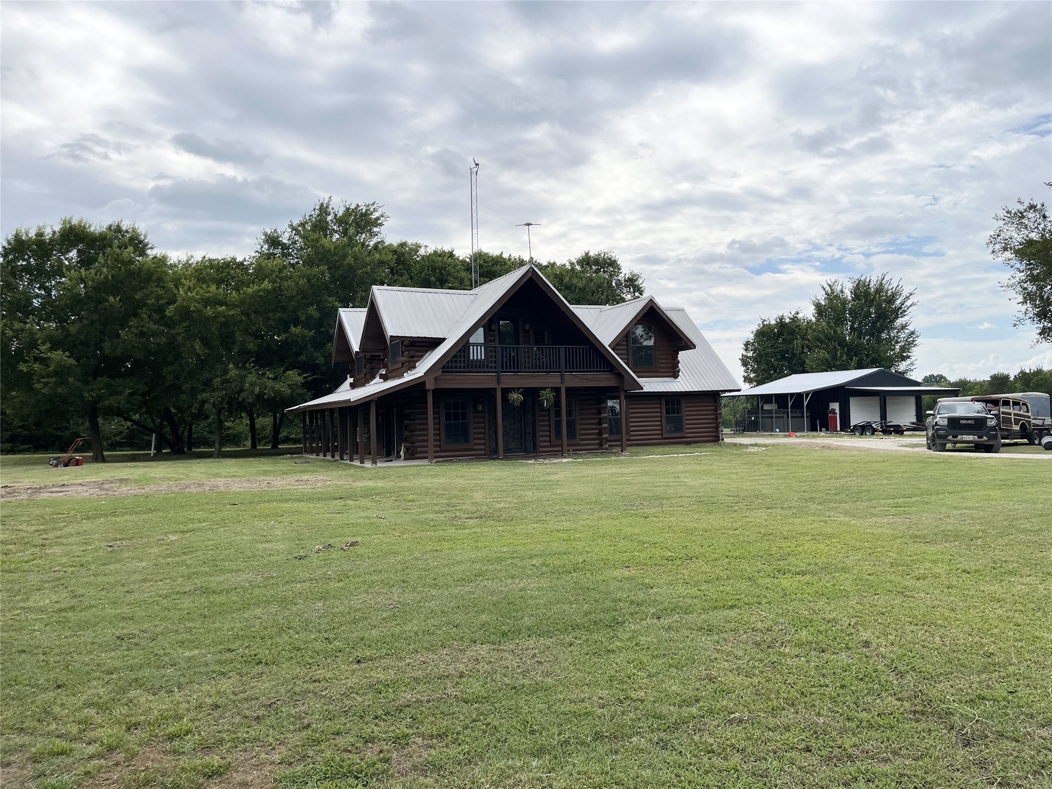 1585 N State Highway 78 Bonham TX 75418
