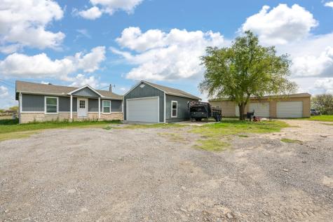 5808 Martin Creek Drive Joshua TX 76058