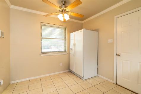 401 Berryhill Drive Springtown TX 76082