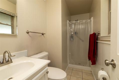 401 Berryhill Drive Springtown TX 76082