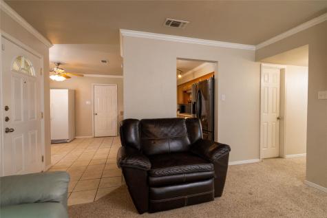 401 Berryhill Drive Springtown TX 76082