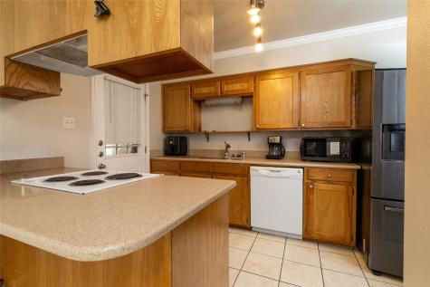 401 Berryhill Drive Springtown TX 76082
