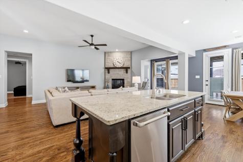 1008 W Bluff Way Roanoke TX 76262