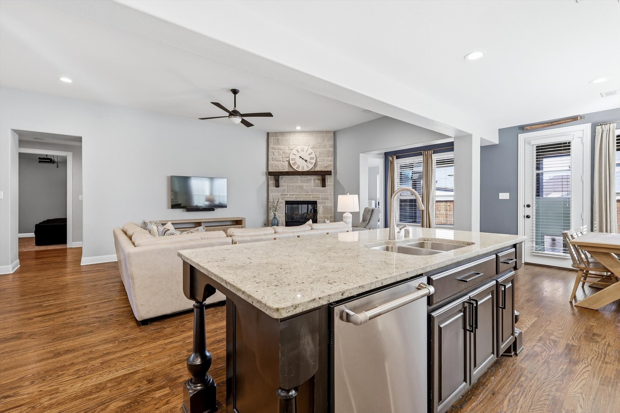1008 W Bluff Way Roanoke TX 76262