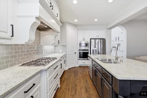 1008 W Bluff Way Roanoke TX 76262