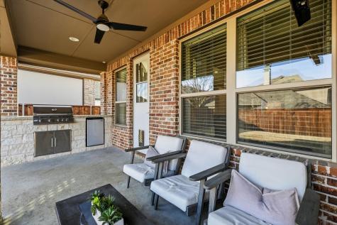 1008 W Bluff Way Roanoke TX 76262