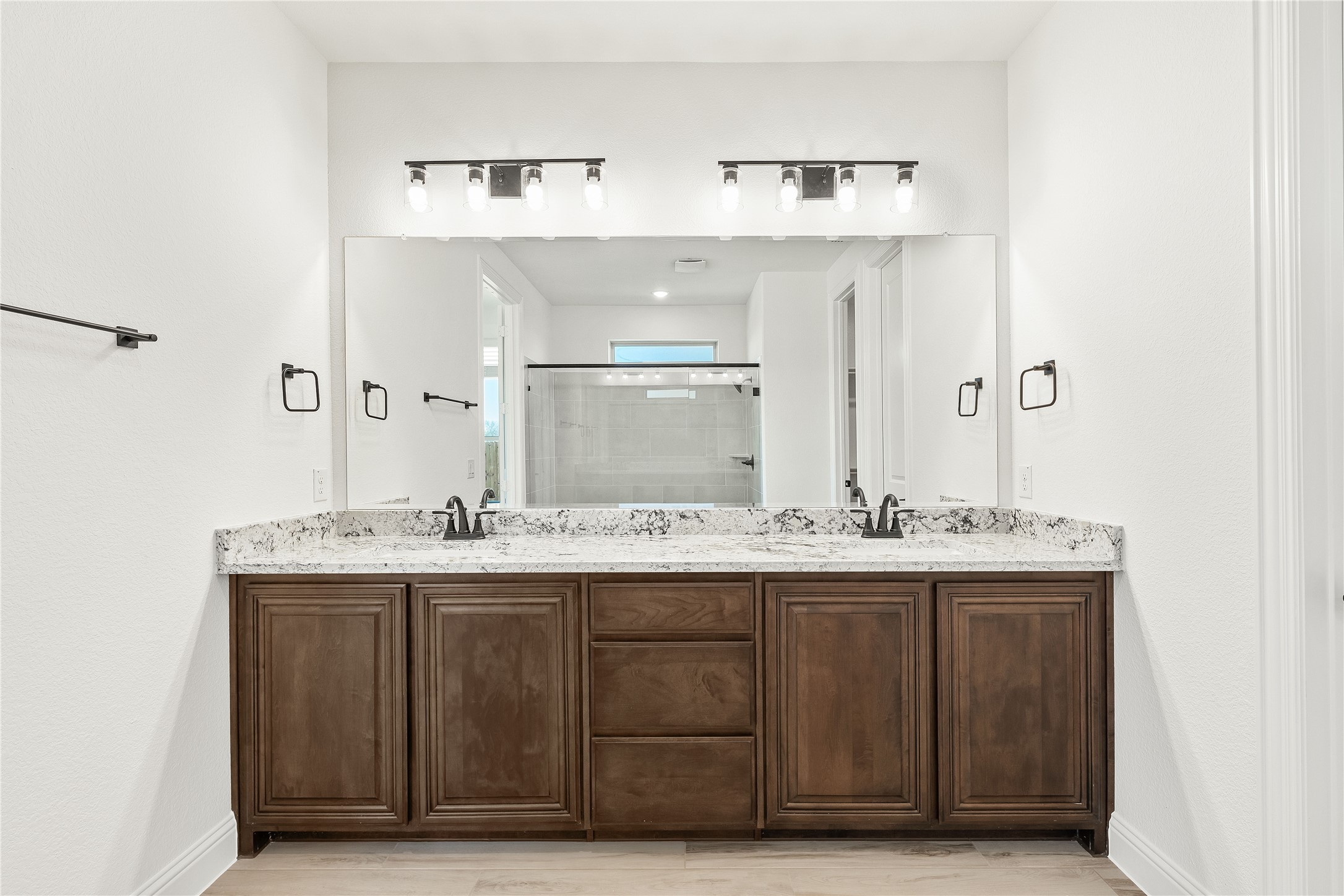 421 Birkdale Lane Red Oak TX 75154