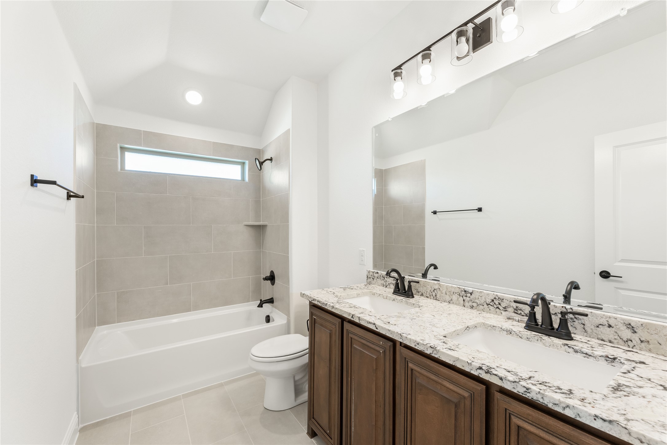 421 Birkdale Lane Red Oak TX 75154