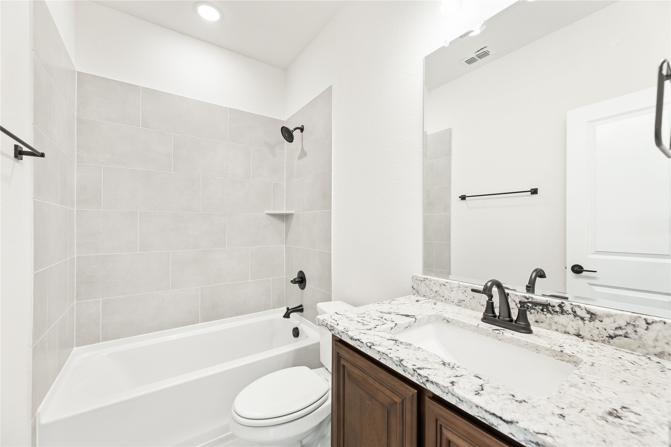 421 Birkdale Lane Red Oak TX 75154