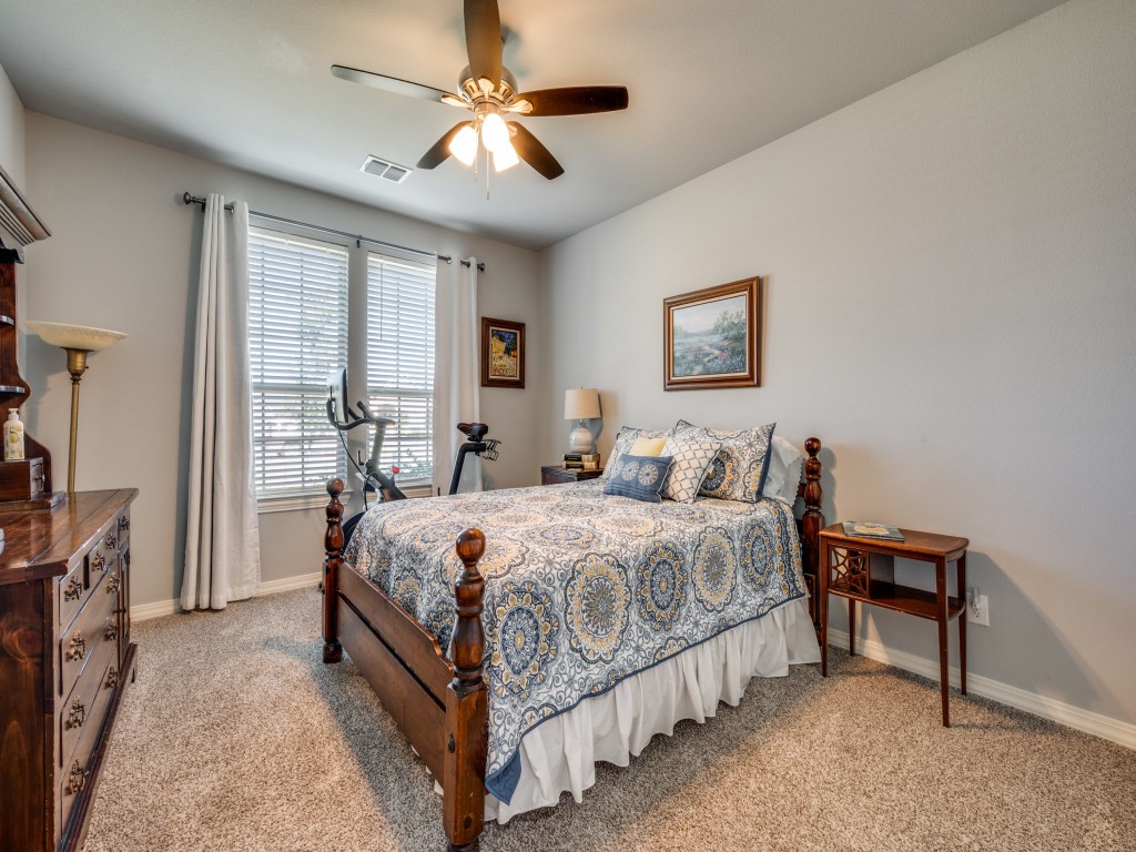 808 Mary Lee Lane Collinsville TX 76233