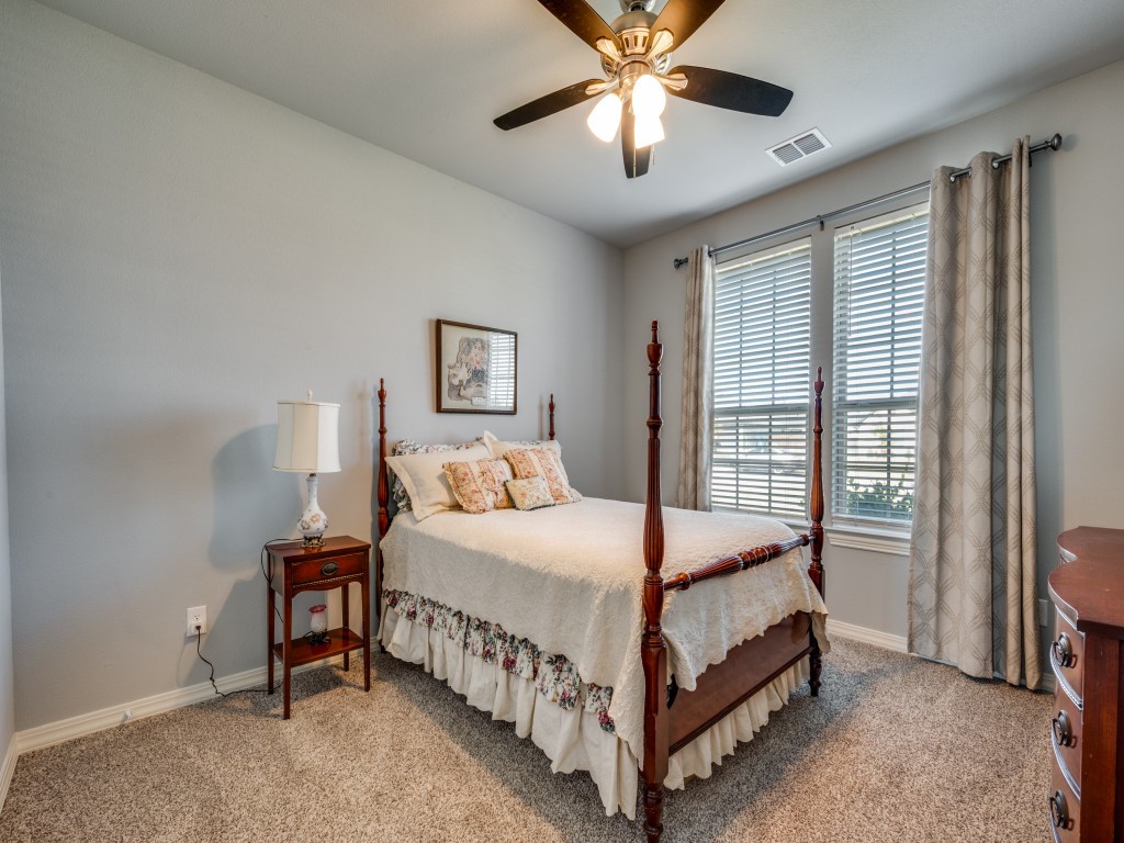 808 Mary Lee Lane Collinsville TX 76233