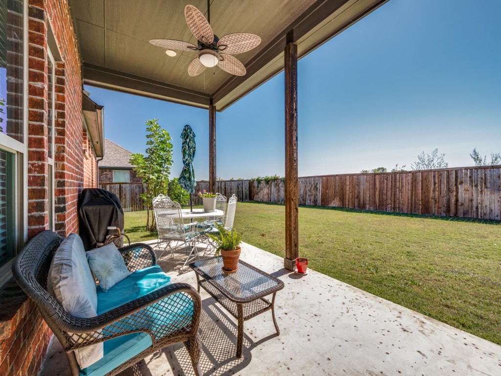 808 Mary Lee Lane Collinsville TX 76233