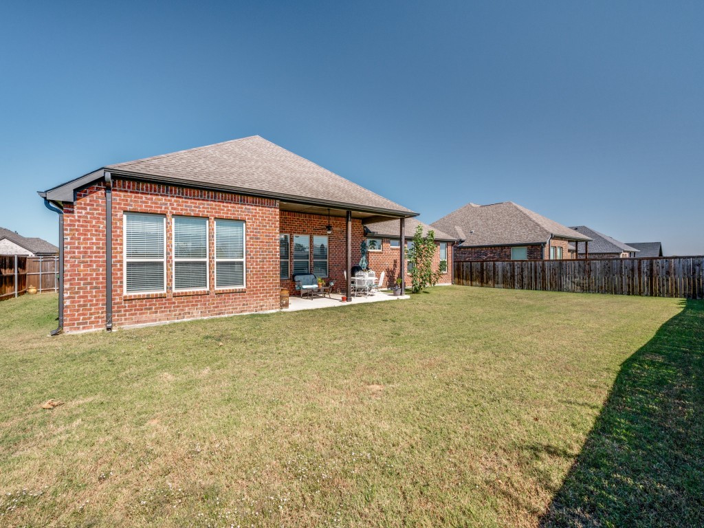 808 Mary Lee Lane Collinsville TX 76233