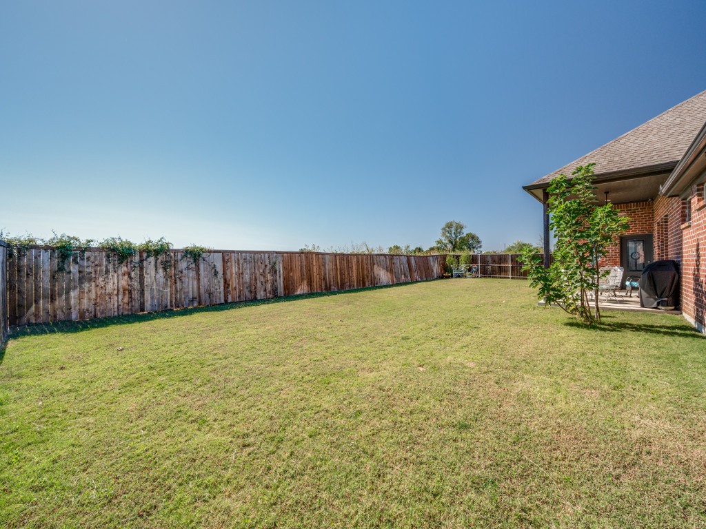 808 Mary Lee Lane Collinsville TX 76233