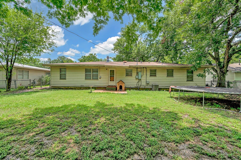145 Darden Drive Robinson TX 76706