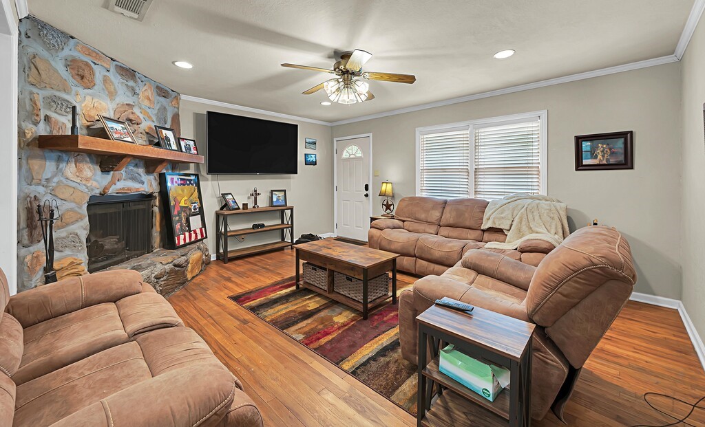 145 Darden Drive Robinson TX 76706