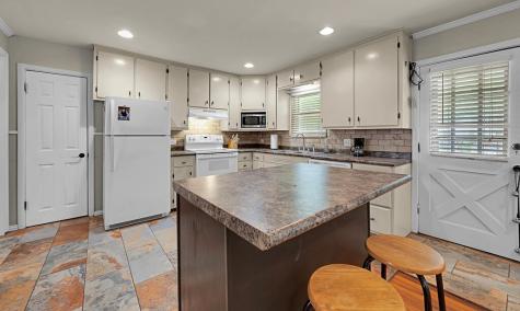 145 Darden Drive Robinson TX 76706