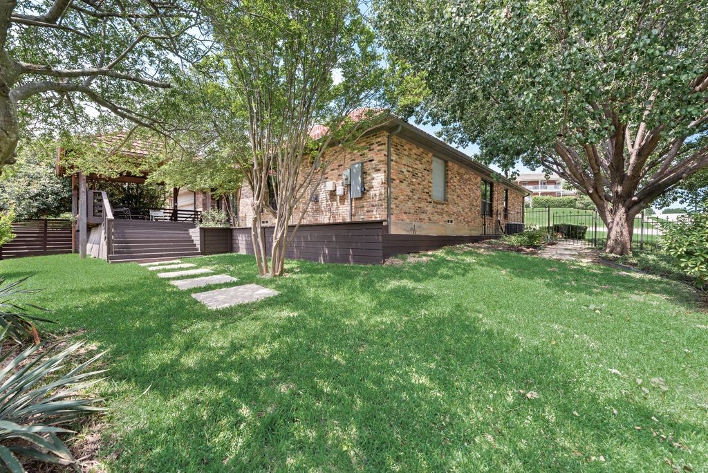 500 Del Rio Court Irving TX 75062