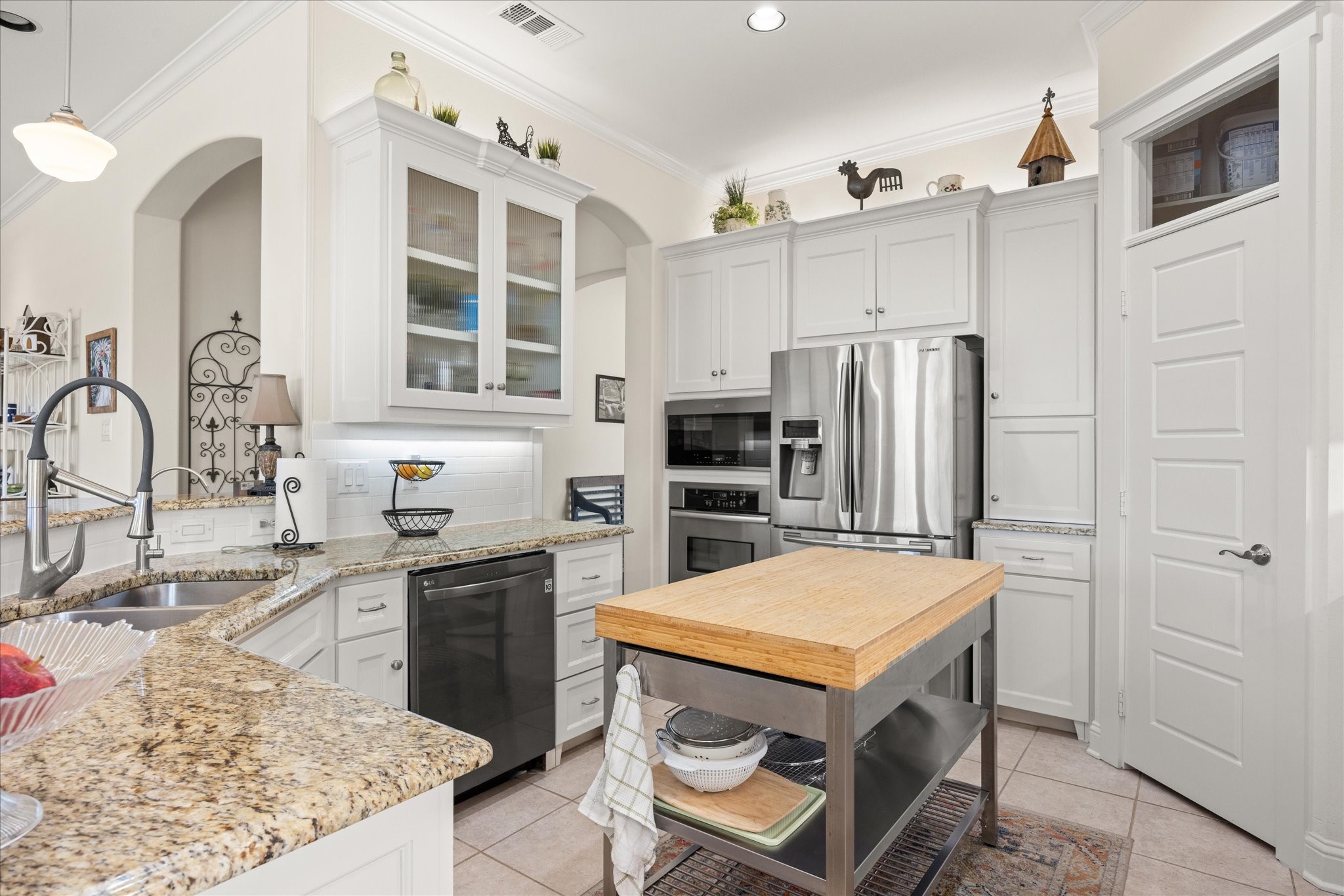 1402 Joshua Way Granbury TX 76048