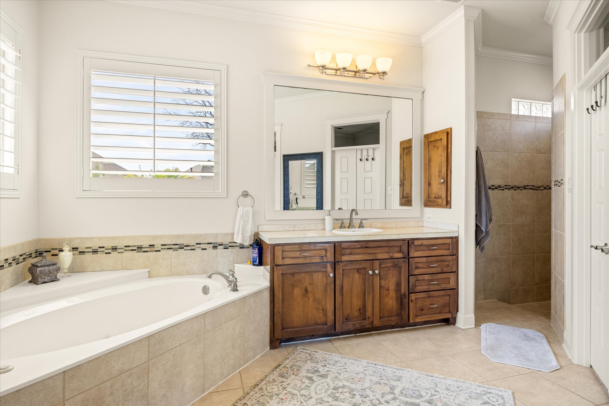 1402 Joshua Way Granbury TX 76048