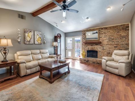 2516 Lawnview Drive Carrollton TX 75006