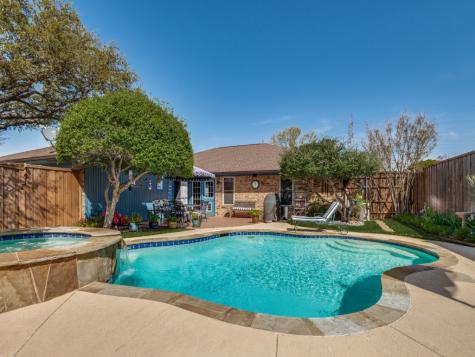 2516 Lawnview Drive Carrollton TX 75006