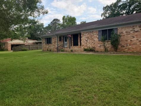 219 Lisa Lane Palestine TX 75803