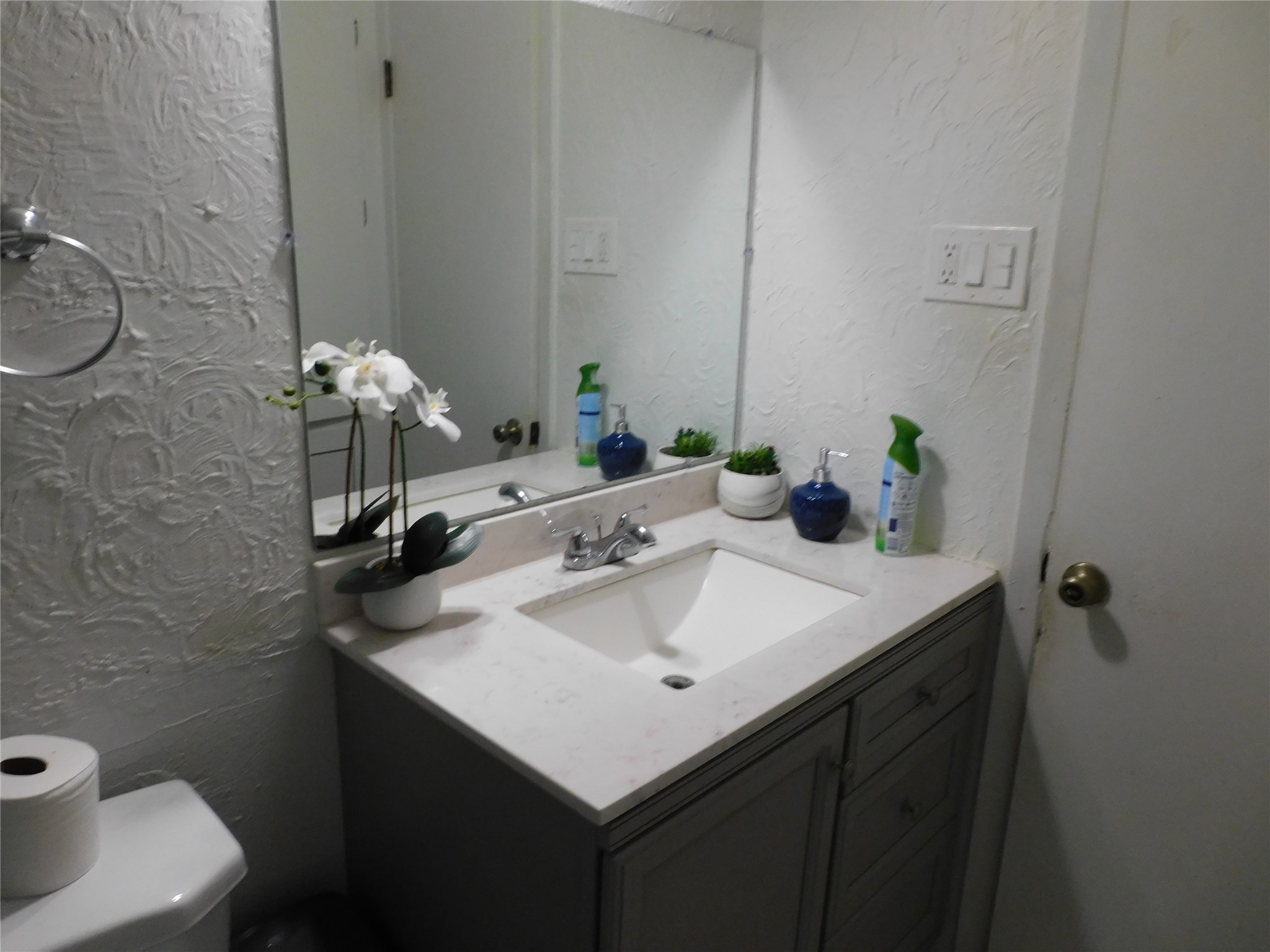 925 Shorecrest Drive Garland TX 75040