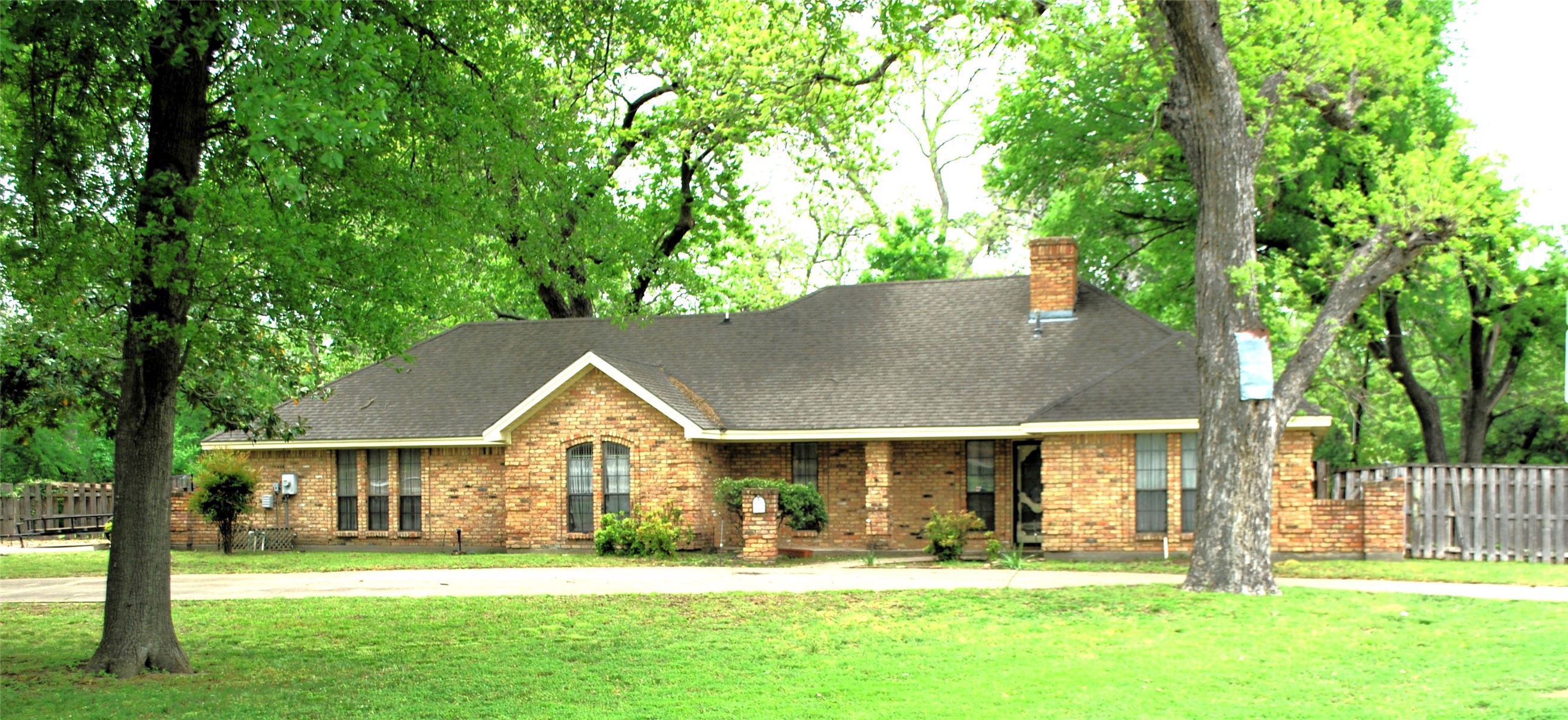 100 W Damon Street Terrell TX 75160