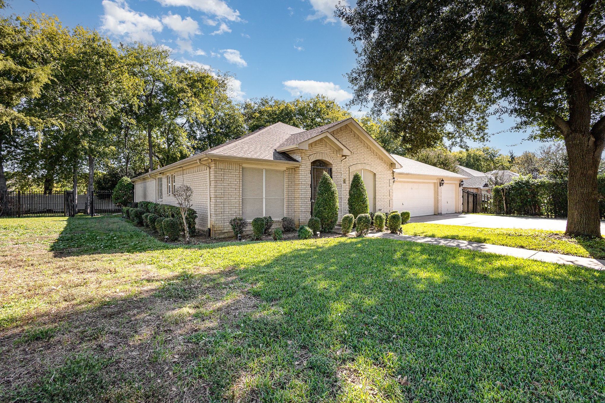 4620 Betts Drive Grand Prairie TX 75052