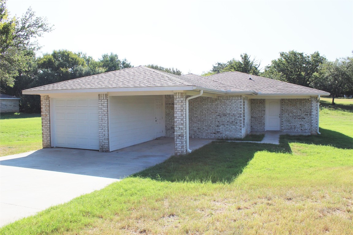 2713 Sky Harbour Drive Granbury TX 76049