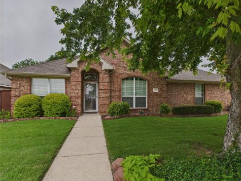 733 Willow Crest Drive Midlothian TX 76065